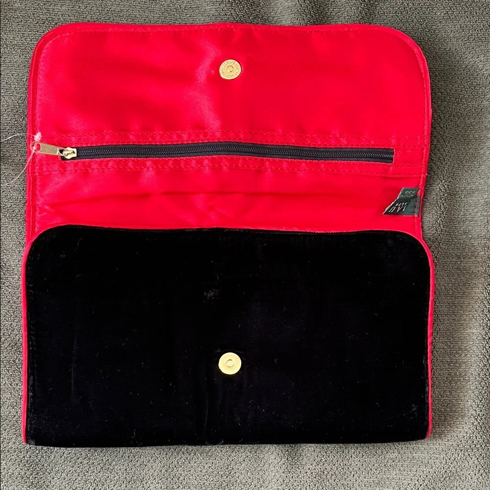Ralph Lauren Black Velvet Makeup/Toiletry Clutch with Red Trim - Picture 3 of 8